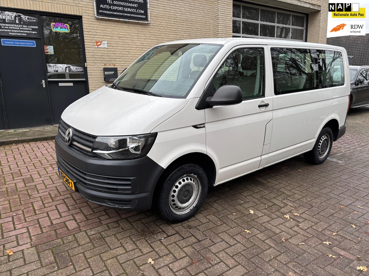 Volkswagen Transporter Kombi - 2.0 TSI 9 pers Benzine /CNG - AutoWereld.nl