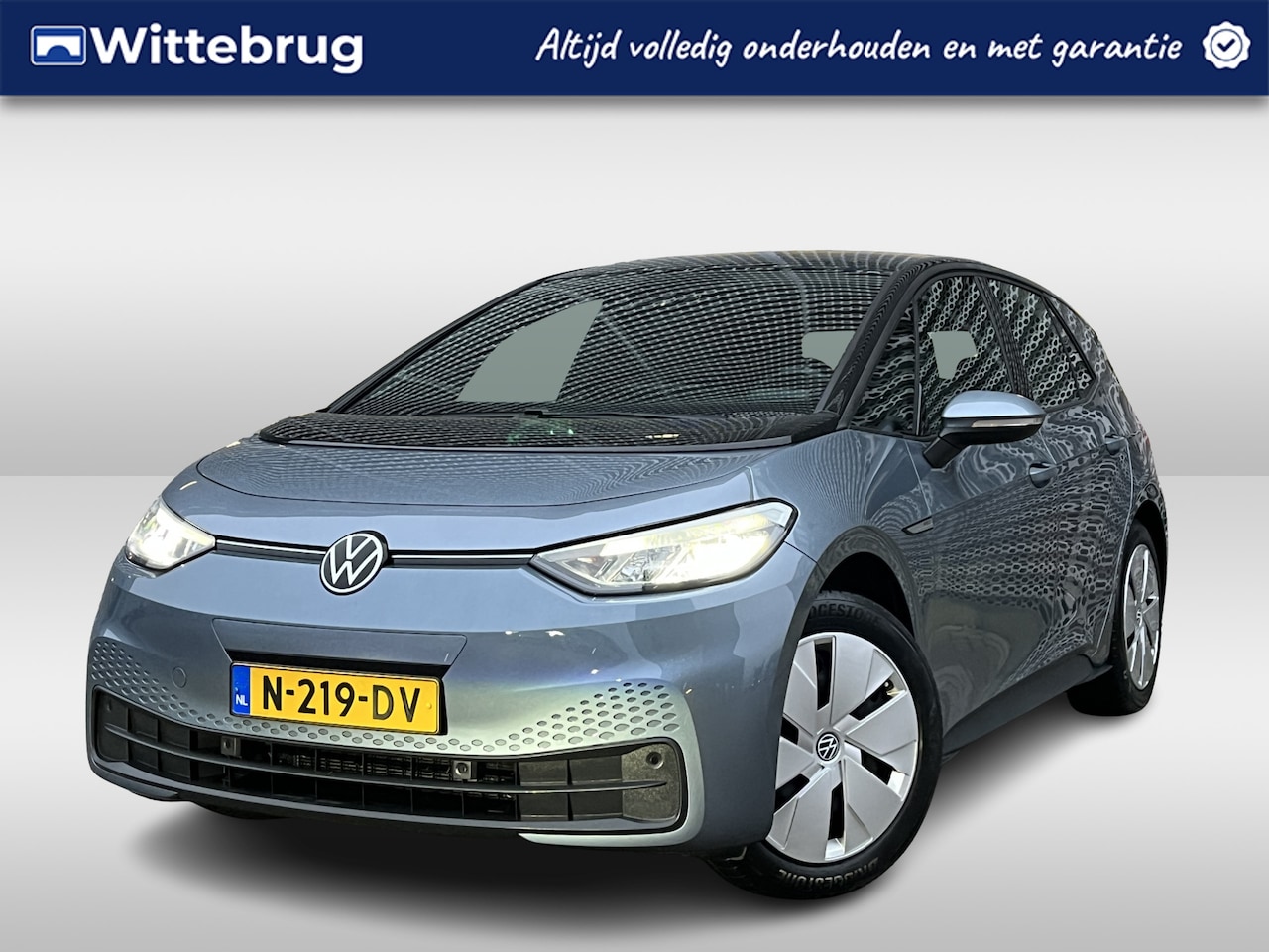 Volkswagen ID.3 - Life 58 kWh / Navigatie / App connect / Parkeersensoren V+A / Stoel+stuur verwarming / P4 - AutoWereld.nl