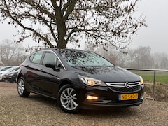 Opel Astra - 1.4 Turbo Innovation | Keyless + DAB+ + ACC + Lane assist nu €7.975,