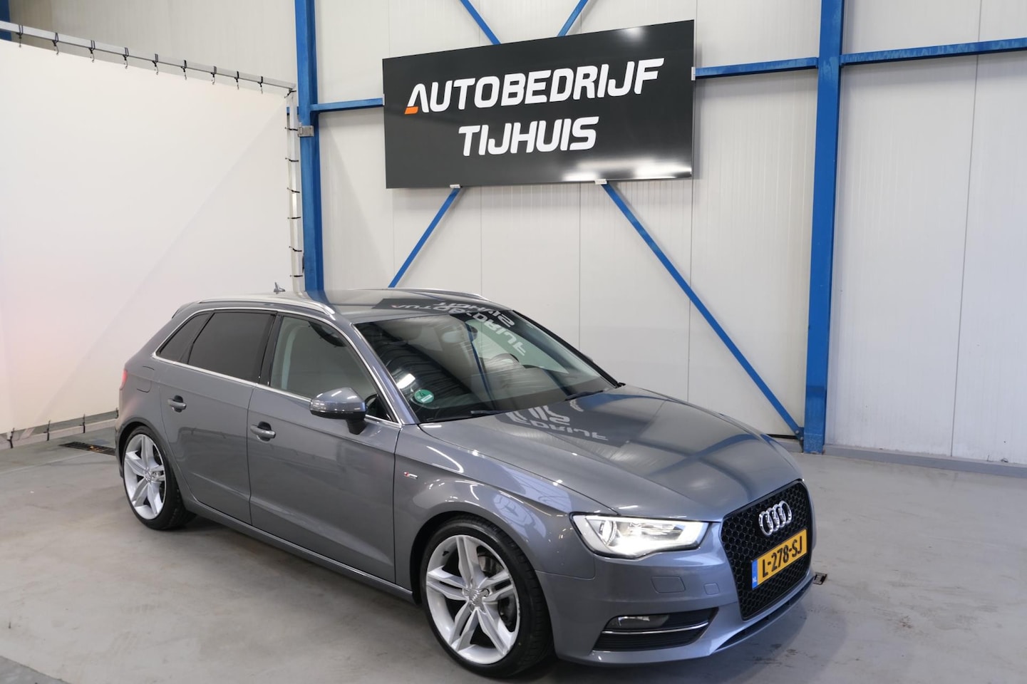 Audi A3 Sportback - 1.4 TFSI Attraction S-Line - Airco, Cruise, Navi, PDC. - AutoWereld.nl