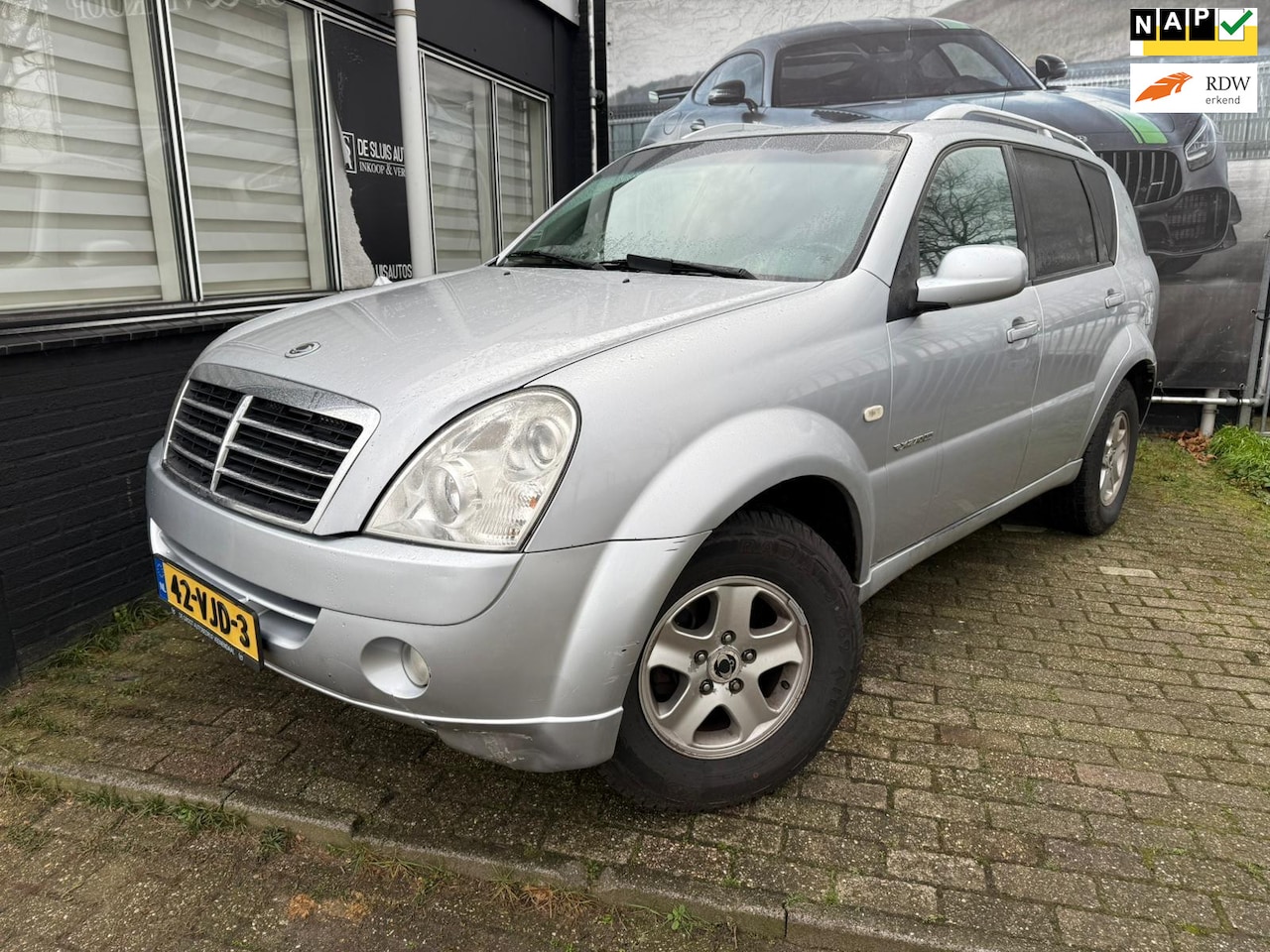 SsangYong Rexton - RX 270 Xdi AUTOMAAT GRIJS KENTEKEN - AutoWereld.nl