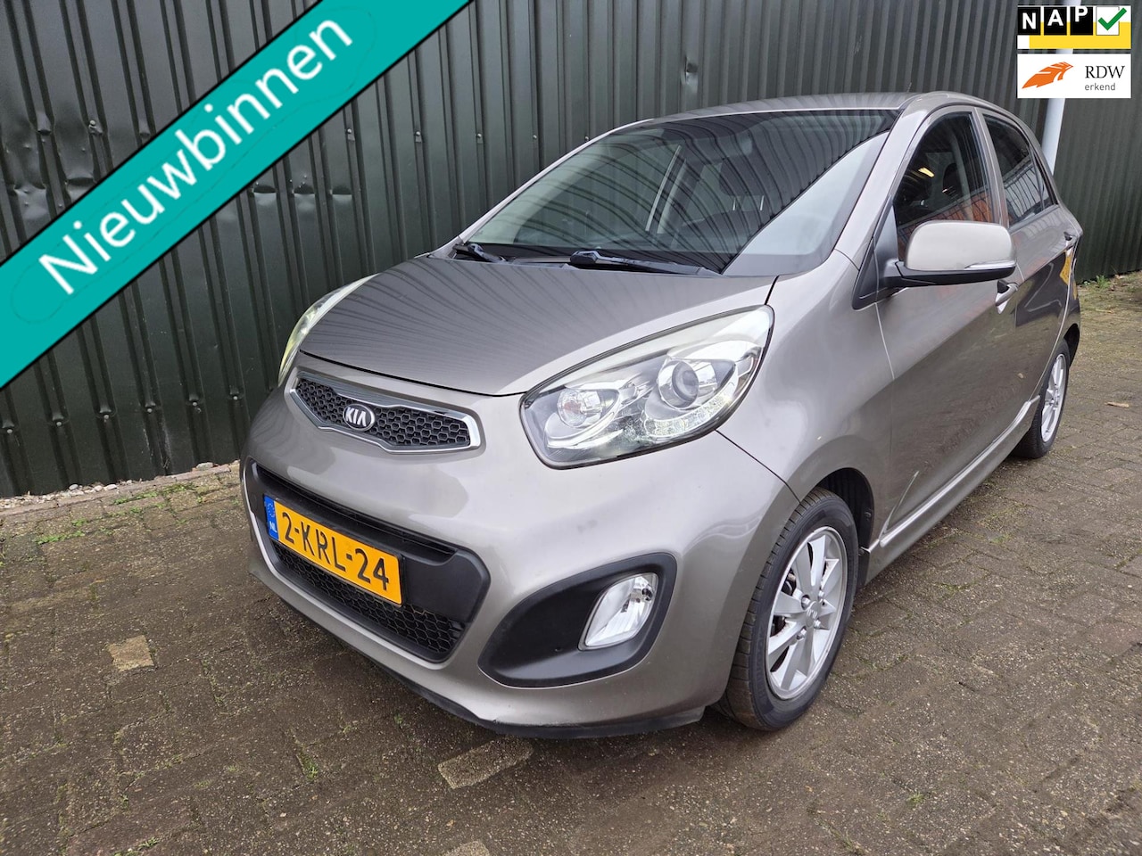 Kia Picanto - 1.2 CVVT ISG Plus Pack 4 cylinder - AutoWereld.nl