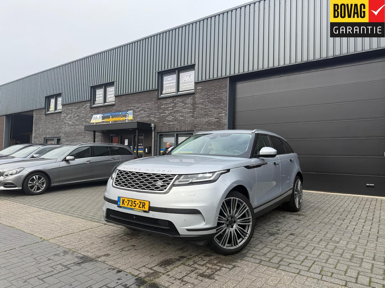 Land Rover Range Rover Velar - 2.0 D200 S | 1E EIGENAAR | 12MND GARANTIE | MERIDIAN | LED | LEDER | CRUISE | AUTOMAAT | T - AutoWereld.nl