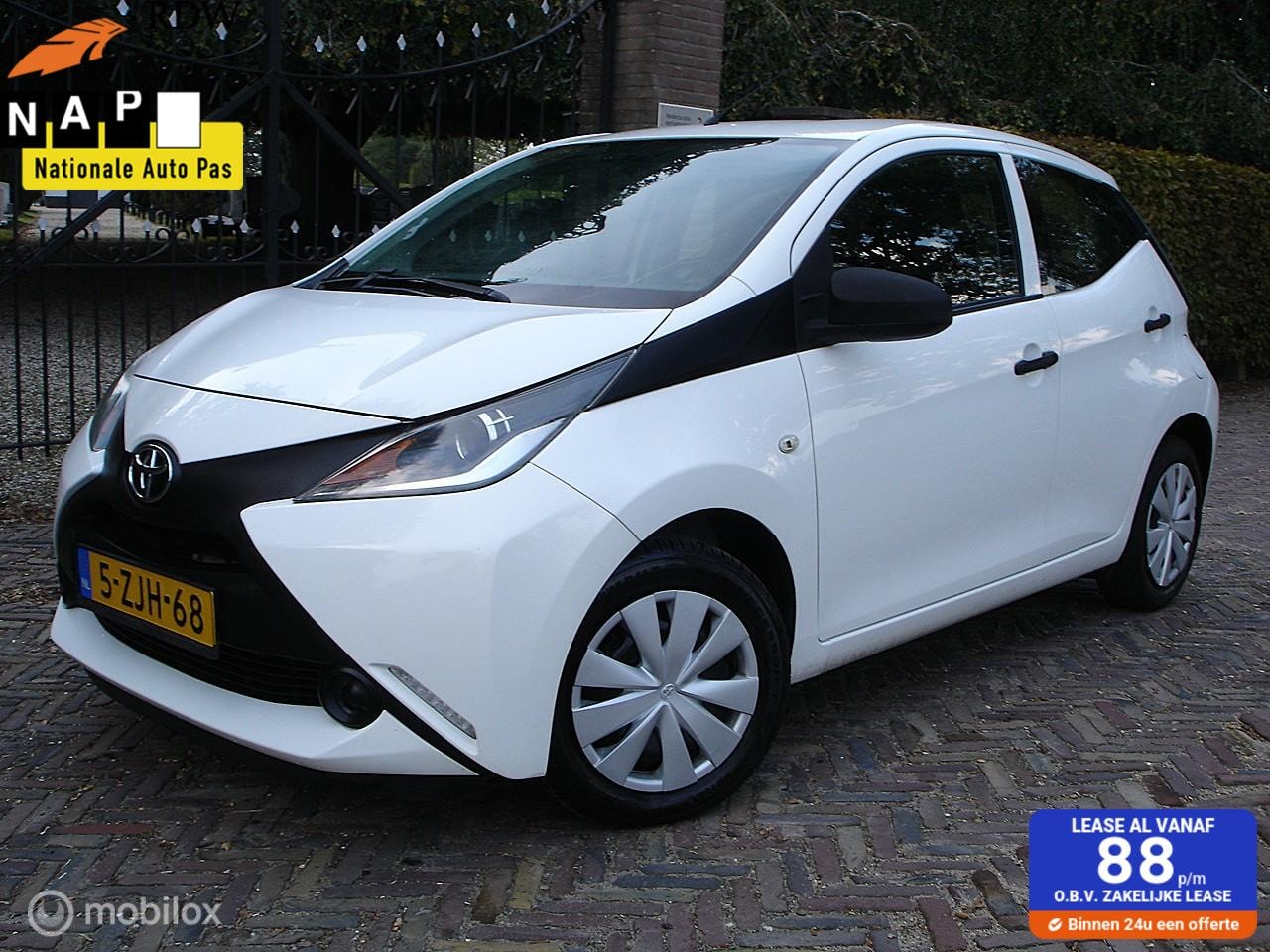 Toyota Aygo - 1.0 VVT-i x (Bj 2015) Airco|Led|5-Dr|APK 11-2026 - AutoWereld.nl