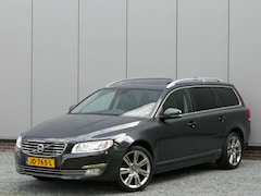 Volvo V70 - 2.0 T4 AUT Inscription Edition Schuifdak / Trekhaak / Stoelverwa