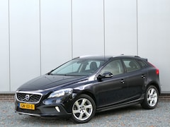 Volvo V40 Cross Country - 2.0 T3 Momentum Xenon / Navi / Stoelverwarming