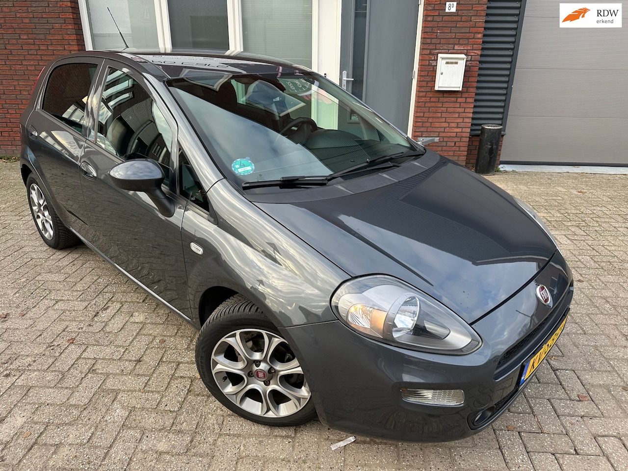 Fiat Punto Evo - 0.9 TwinAir Lounge / Clima / PDC / Cruise / NAP - AutoWereld.nl