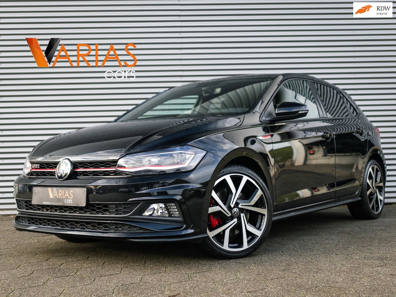 Volkswagen Polo - 2.0 TSI GTI Pano Camera Virtual Navi CarPlay - AutoWereld.nl