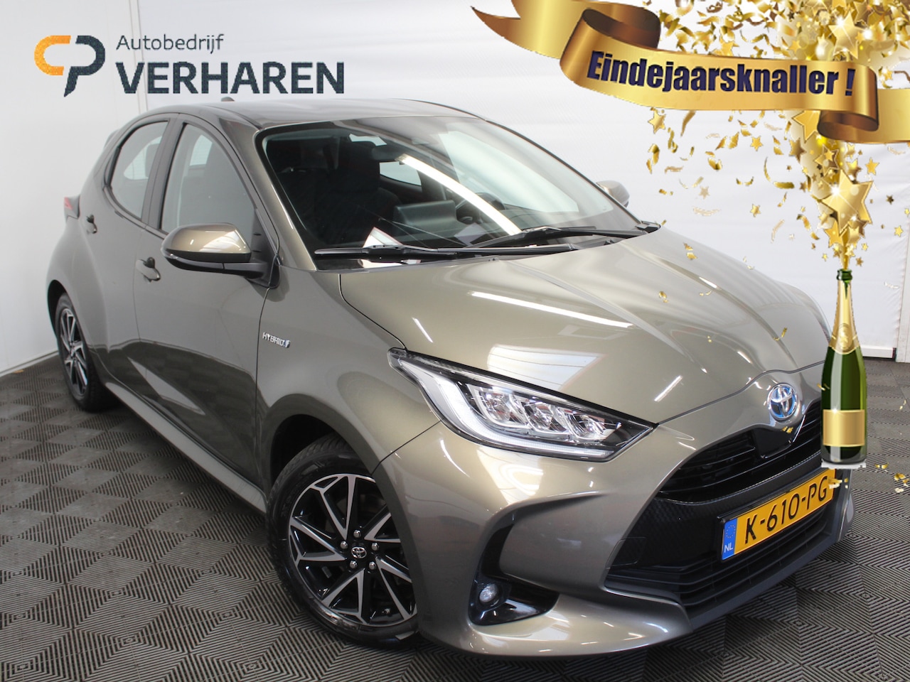 Toyota Yaris - 1.5 Hybrid Business Plus CLIMATE | CARPLAY | CAMERA | LMV16 | LED | NAVI | DAB | ADAPCRUIS - AutoWereld.nl