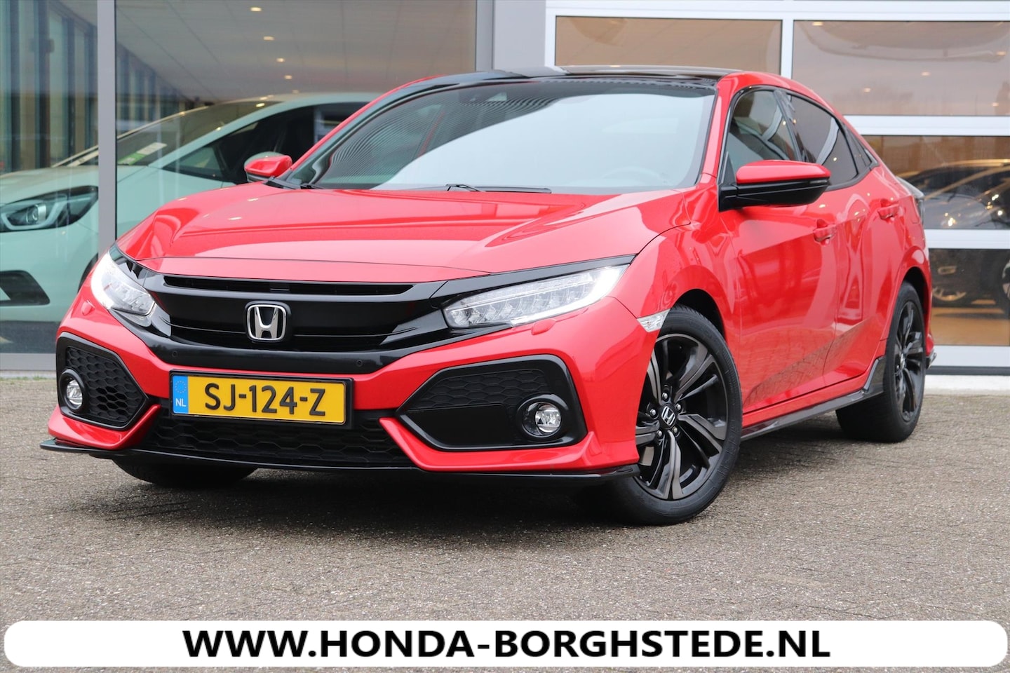 Honda Civic - 1.5 i-VTEC 182pk CVT 5D Sport+ - AutoWereld.nl