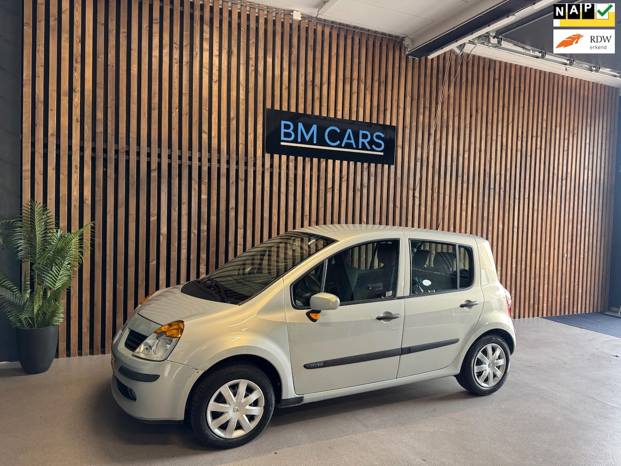 Renault Modus - 1.6-16V Team Spirit AUTOMAAT,Airco, - AutoWereld.nl