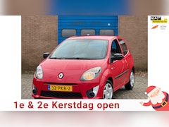 Renault Twingo - 1.2-16V Authentique Nw Model 2011 Rood