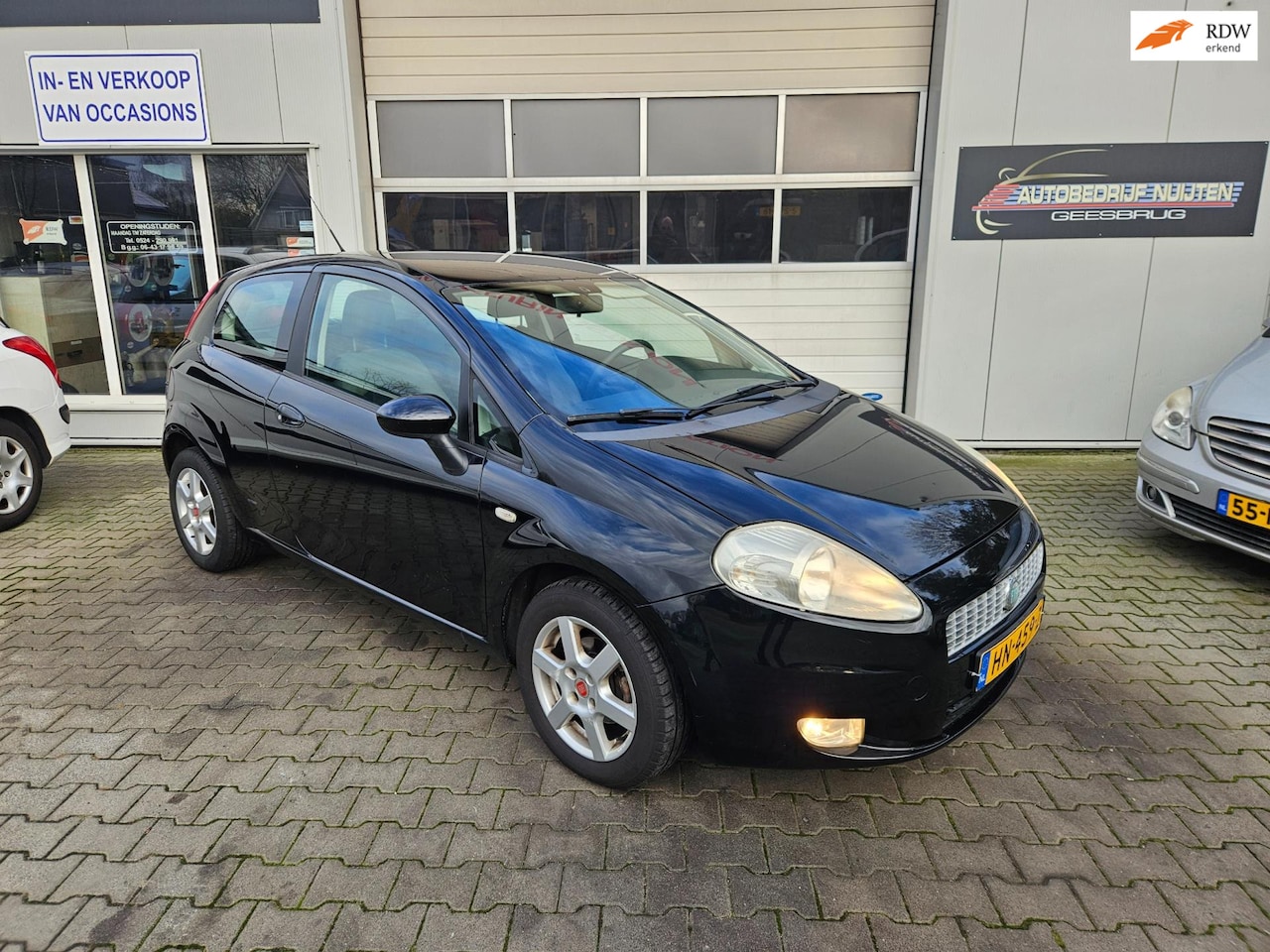 Fiat Punto - 1.2-16V SportSound AIRCO - AutoWereld.nl