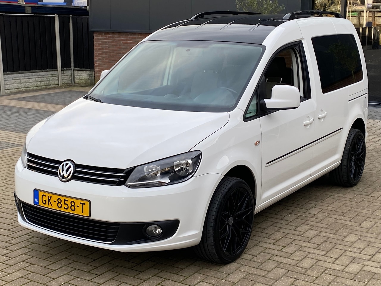 Volkswagen Caddy - Combi 1.2 TSI 105 pk edition 30 NIEUWSTAAT NAVI CRUISE CLIMA PDC - AutoWereld.nl