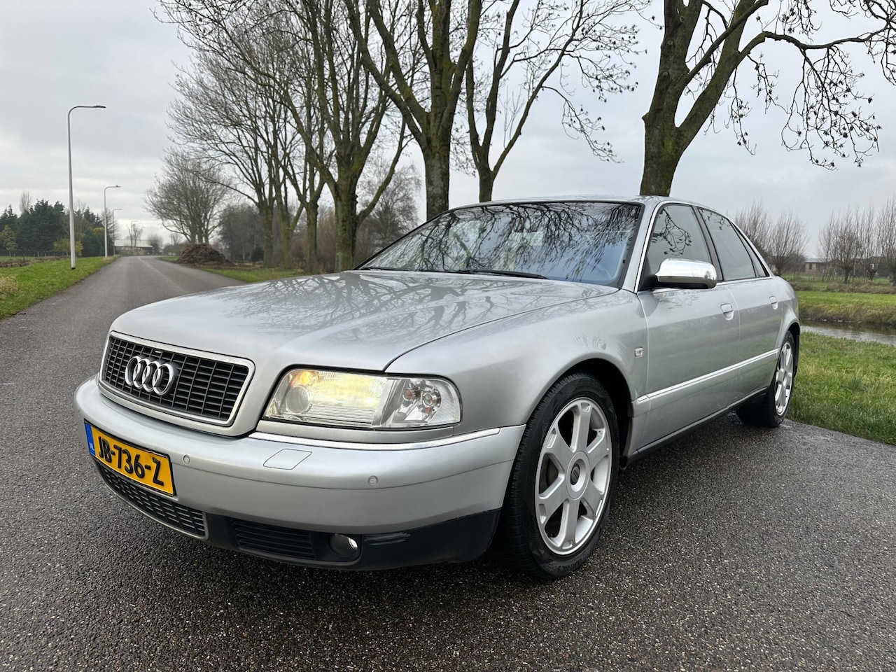 Audi S8 - 4.2 5V|dealer onderhouden|sport uilaat|nw apk - AutoWereld.nl