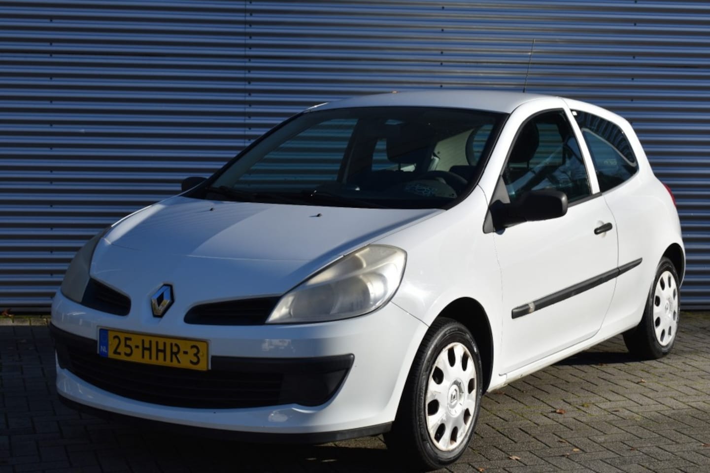 Renault Clio - 1.2-16V BNS LINE / AIRCO / TREKHAAK - AutoWereld.nl