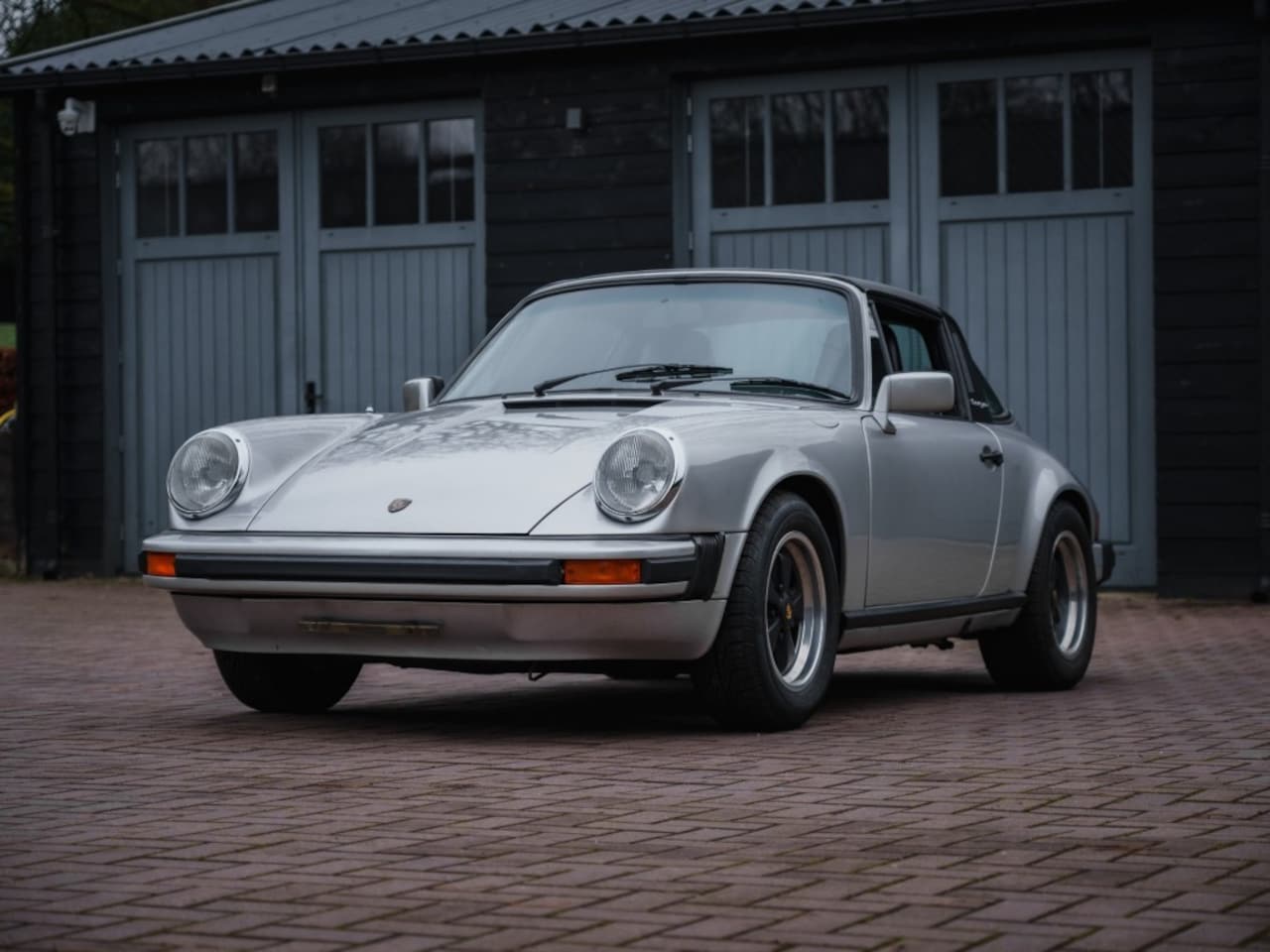 Porsche 911 Targa - 3.0SC Targa - AutoWereld.nl