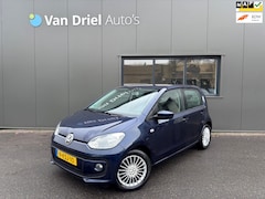 Volkswagen Up! - 1.0 high up / Airco / Parkeersensoren achter