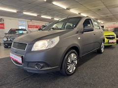 Chevrolet Aveo - 1.2 16V LS. 5-drs, airco, NAP en meer