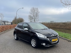 Peugeot 208 - 1.2 PureTech Style Style