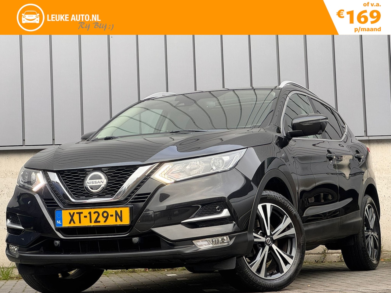 Nissan Qashqai - 1.2 116PK N-Connecta Pano 360 Camera Trekhaak - AutoWereld.nl