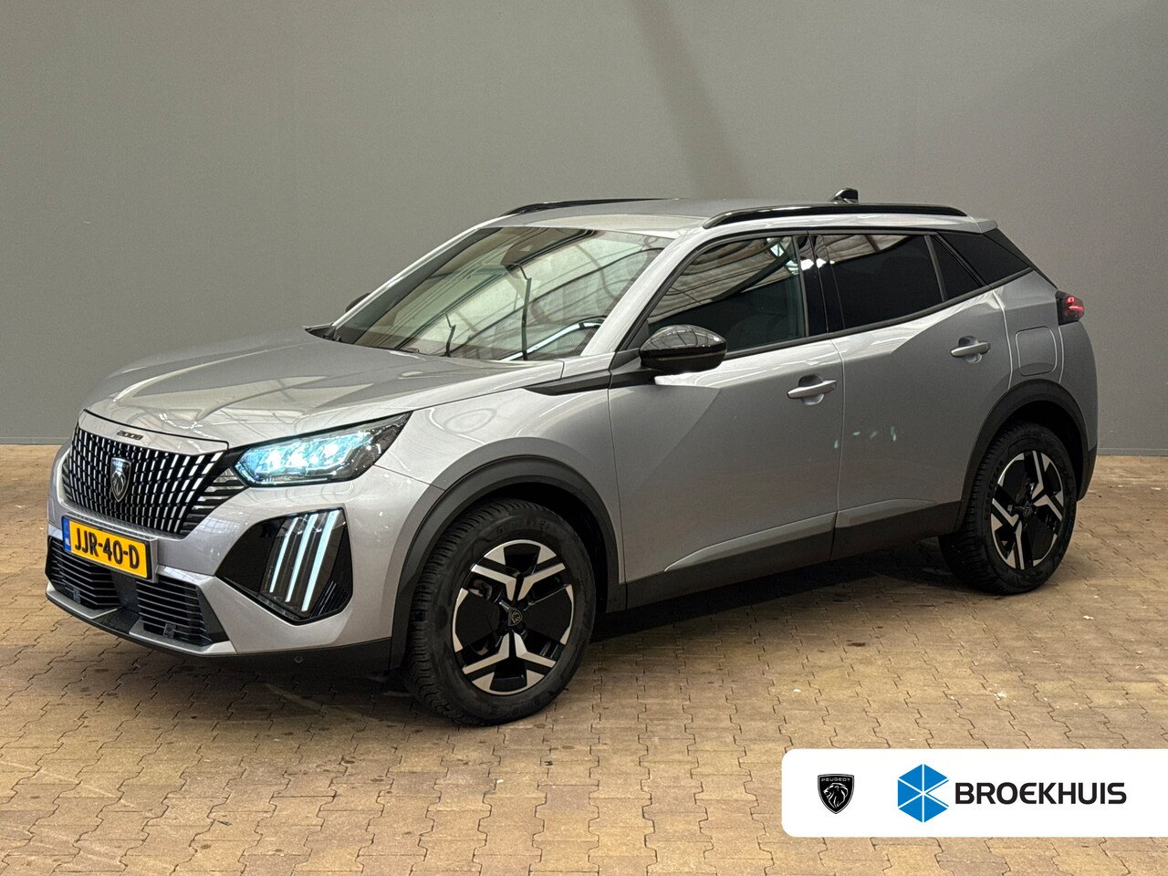 Peugeot 2008 - 1.2 PureTech 100 Allure Parkeersensoren Rondom | Carplay | Digitaal Dashboard | Cruise | C - AutoWereld.nl