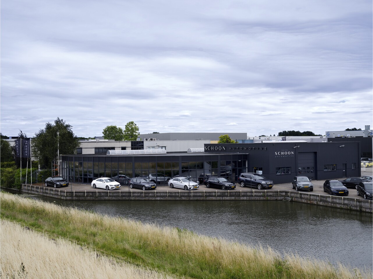 Mercedes-Benz A-klasse - 180 Business Solution AMG | PANO | NIGHT PAKKET | - AutoWereld.nl