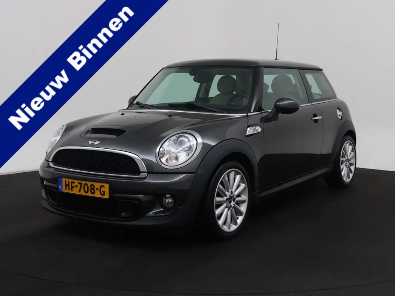 MINI Cooper S - Mini 1.6 Chili, leder, cruise controle, prachtige auto! - AutoWereld.nl