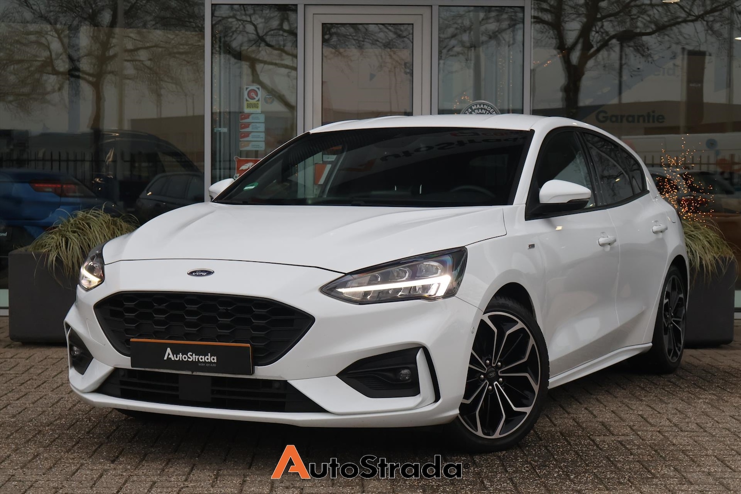 Ford Focus - 1.0 125pk ST Line X Business I Winterpakket I ACC I Navi I Camera | Keyless | Carplay | B& - AutoWereld.nl