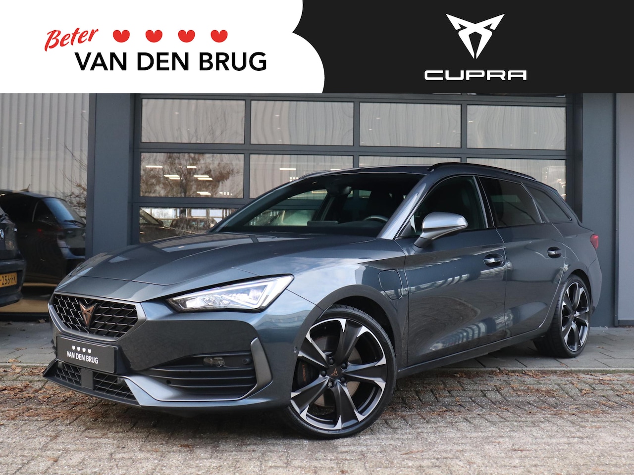 CUPRA Leon Sportstourer - 1.4 e-Hybrid 245pk VZ | Trekhaak | Dynamic Chassis Control | Stoel -& Stuurwielverwarming - AutoWereld.nl