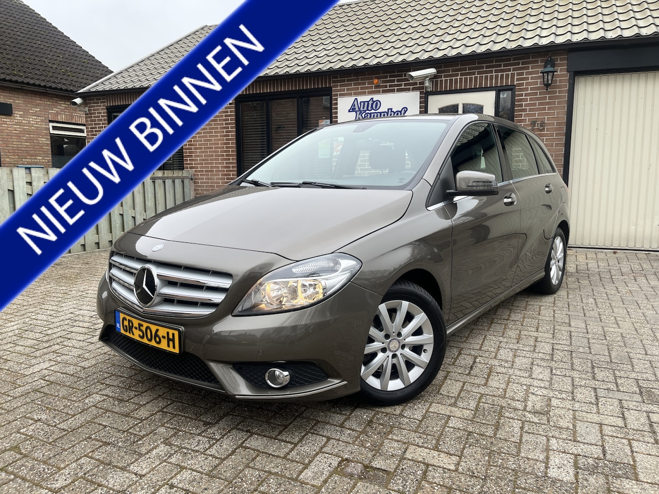 Mercedes-Benz B-klasse - 200 Automaat Leer Navi Trekhaak - AutoWereld.nl