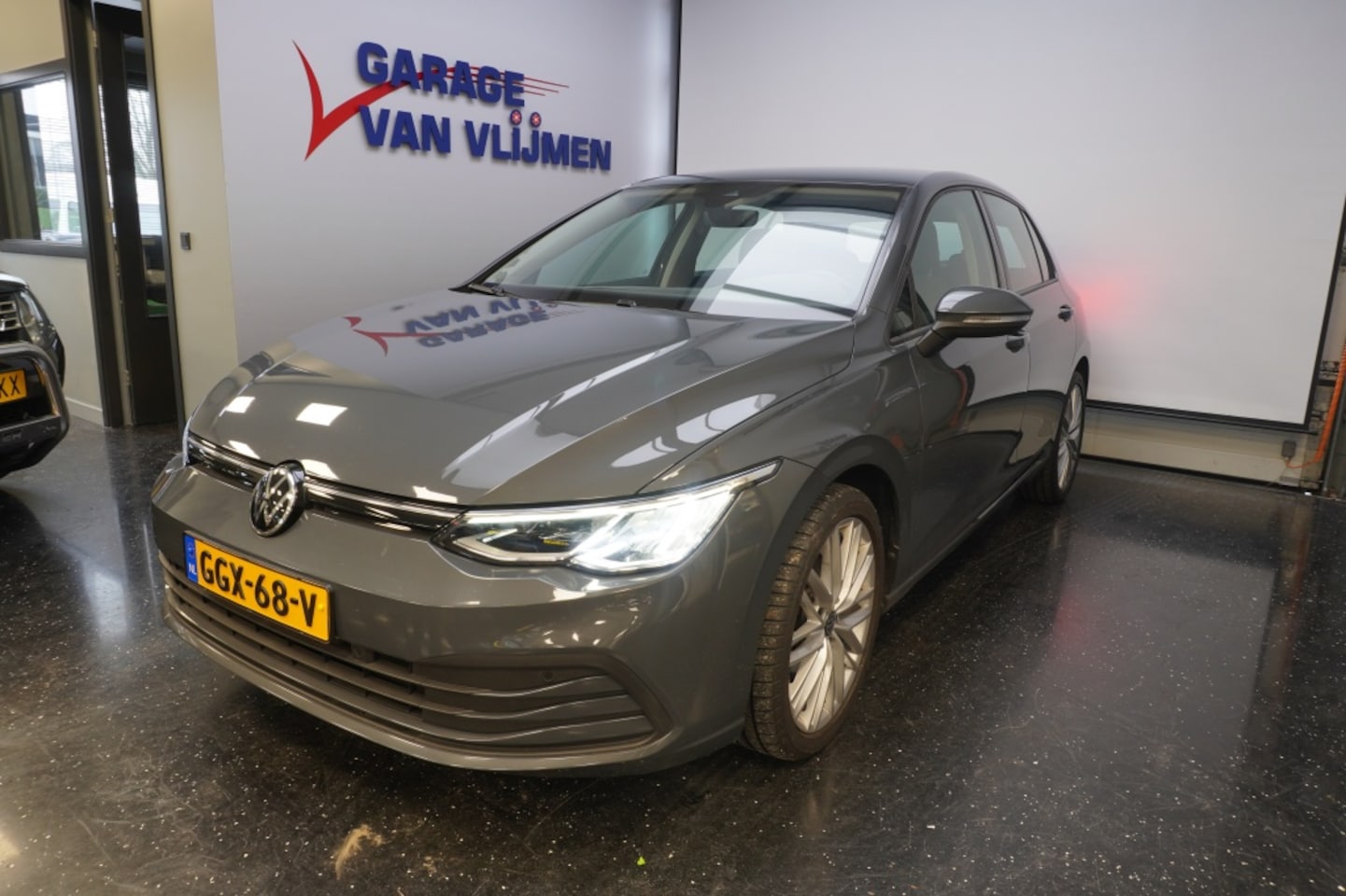 Volkswagen Golf - 1.5 TSI CARPLAY/CAMERA/18''/VITRUAL COCKPIT - AutoWereld.nl