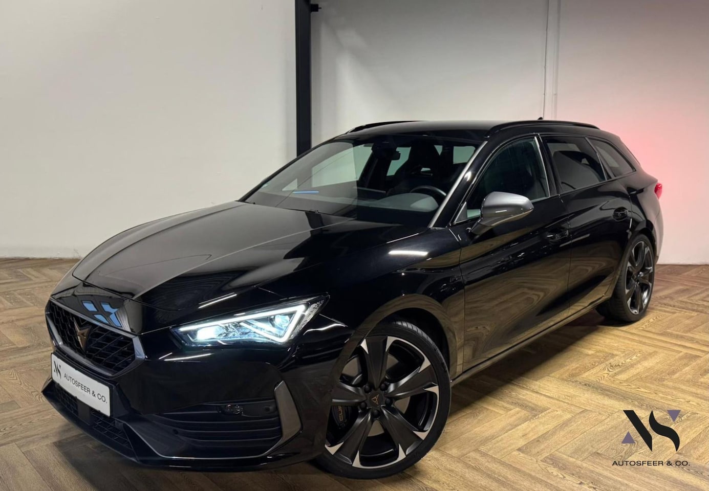 CUPRA Leon Sportstourer - 2.0 TSI - AutoWereld.nl