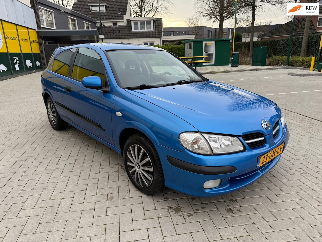 Nissan Almera - 1.5 Ambience NWE APK** - AutoWereld.nl