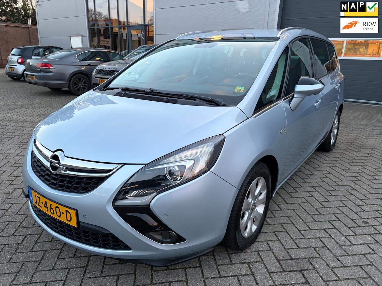 Opel Zafira Tourer - 1.4 Business+ 7p / Leder bekl. / Navi / Trekhaak / PDC - AutoWereld.nl