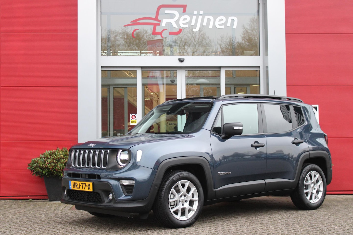 Jeep Renegade - 1.5T 130PK e-Hybrid ALTITUDE | DRAADLOZE APPLE CARPLAY/ANDROID AUTO | PANORAMISCH SCHUIF/K - AutoWereld.nl