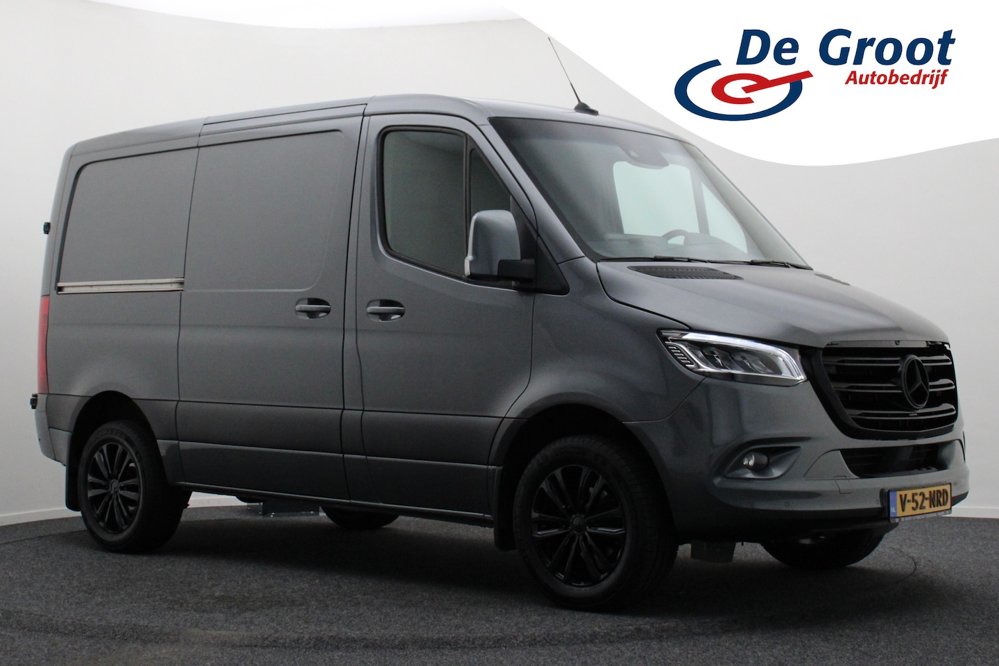 Mercedes-Benz Sprinter - 317 CDI Automaat L1H1 Standkachel, LED, Airco, Camera, Cruise, Apple Carplay, PDC, 18'' - AutoWereld.nl