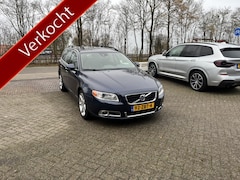 Volvo V70 - 1.6 T4 Limited Edition LEER STOELVERWARMING NAVI