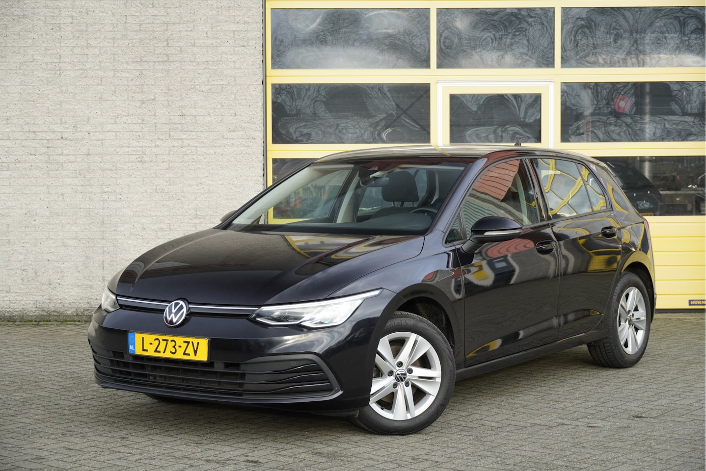 Volkswagen Golf - 1.0 TSI Life BJ2021 Lmv 16" | Led V+A | Pdc | Navi | App-Connect | Dashboard verlichting | - AutoWereld.nl