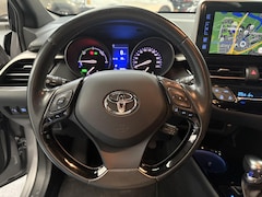 Toyota C-HR - 1.8 Hybrid Dynamic Nederlandse auto, slechts 53.112 km