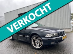 BMW 5-serie Touring - 525d Executive | APK 10-2026 | DAK | LEER | STOELVERW |
