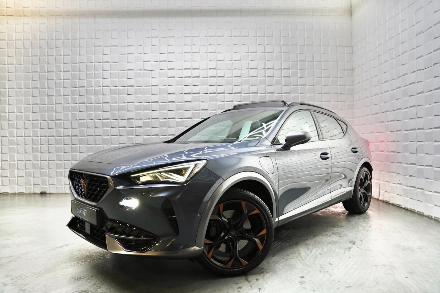 CUPRA Formentor - 1.4 e-Hybrid VZ Copper Edition PANO VIRTUAL - AutoWereld.nl