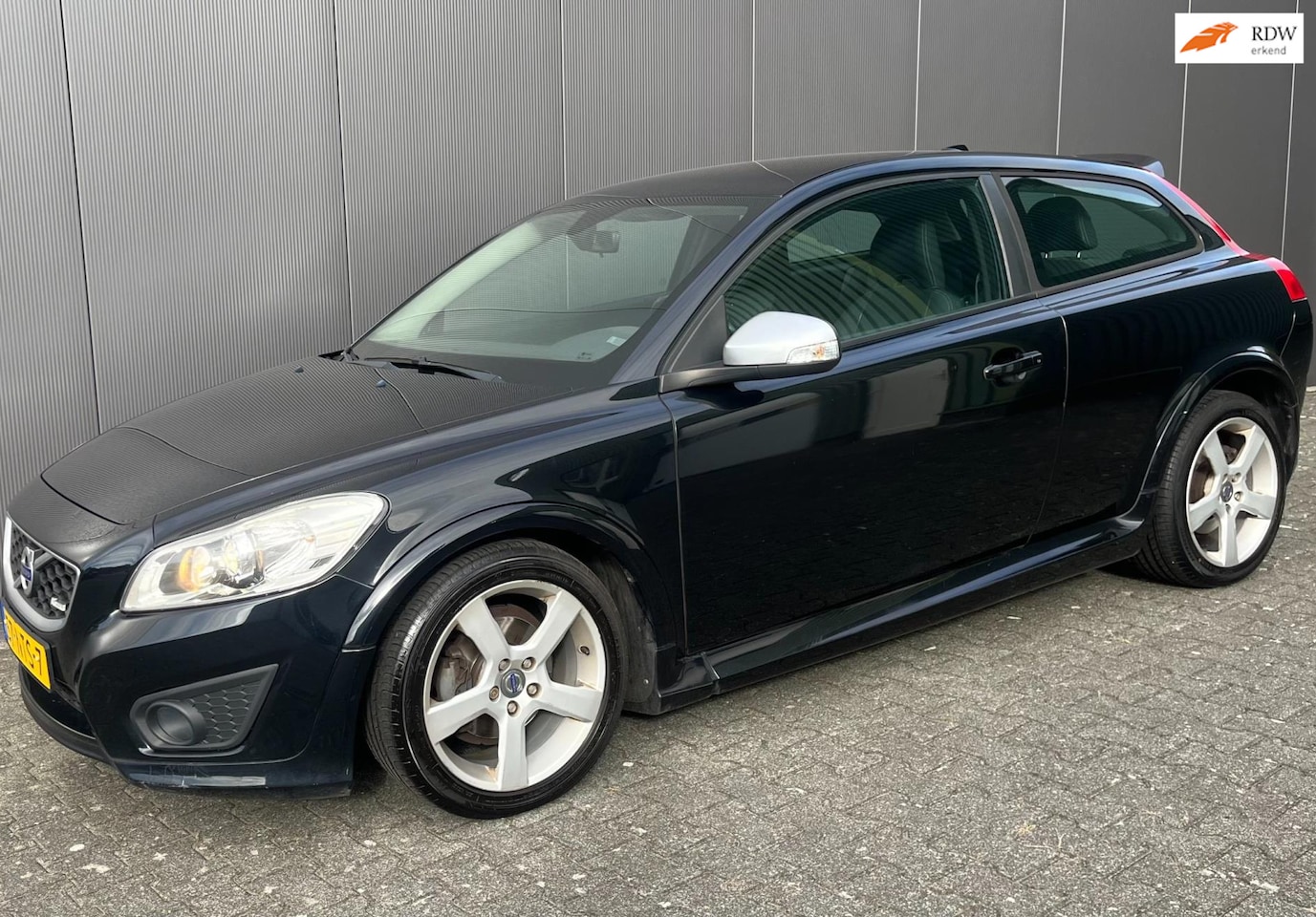 Volvo C30 - 1.6 R-Edition een echte Volvo - AutoWereld.nl