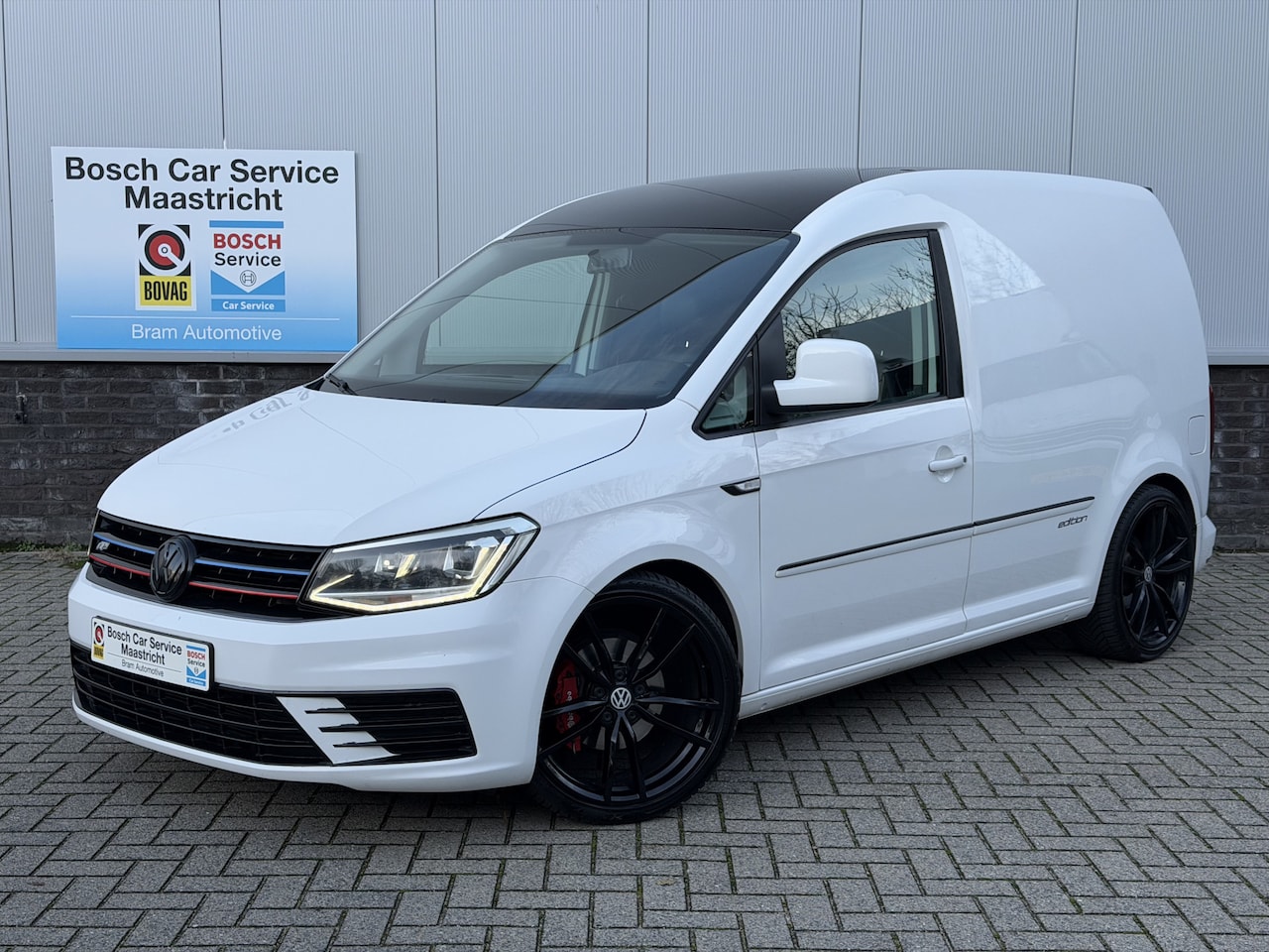 Volkswagen Caddy - 2.0 TDI L1H1 EDITION | HIGHLINE | LED | 19" | Leer | Interesse, Proefrit? Bel of app met: - AutoWereld.nl