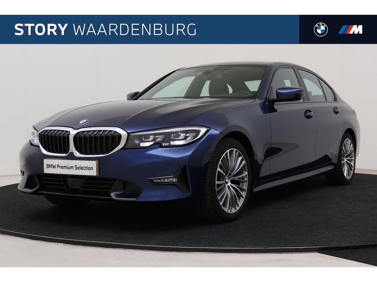 BMW 3-serie - 320i High Executive Sport Line Automaat / Sportstoelen / LED / Stoelverwarming / Live Cock - AutoWereld.nl