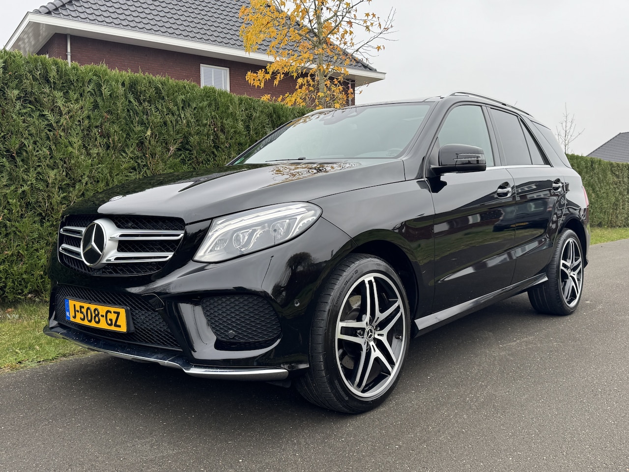 Mercedes-Benz GLE-Klasse - 350 d 4MATIC AMG SPORT EDITION PANORAMADAK AIRMATIC LEER COMAND - AutoWereld.nl