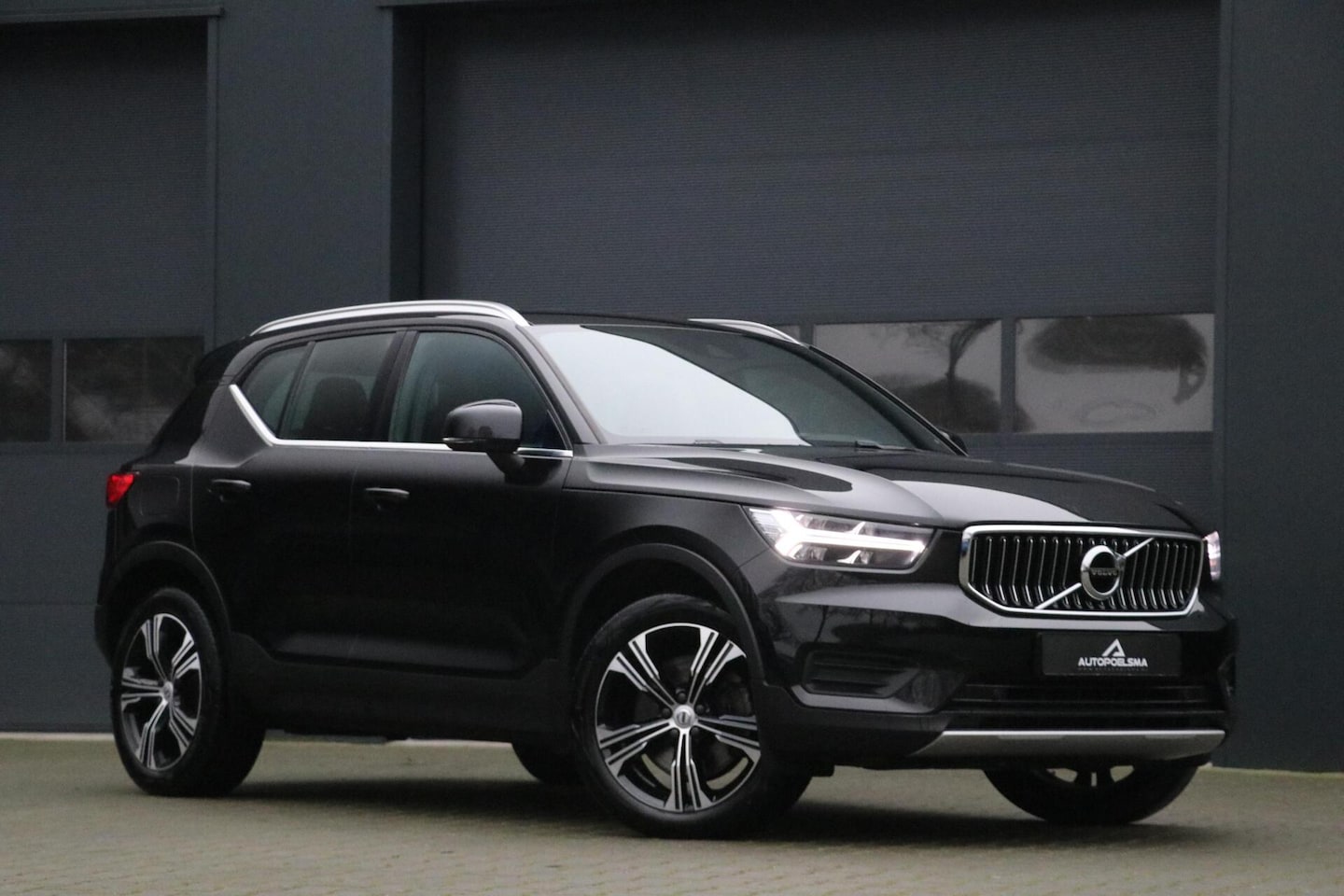 Volvo XC40 - 1.5 T5 Twin Engine |Inscription| Leder AppleCarplay Camera Trekhaak Sportstoelen 19'Inch L - AutoWereld.nl
