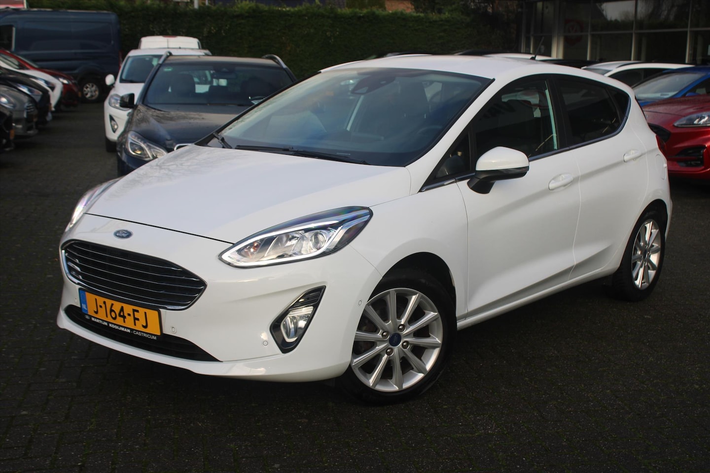 Ford Fiesta - 1.0 EcoBoost 100pk 5D Titanium Navi, PDC, Camera, Trekhaak - AutoWereld.nl
