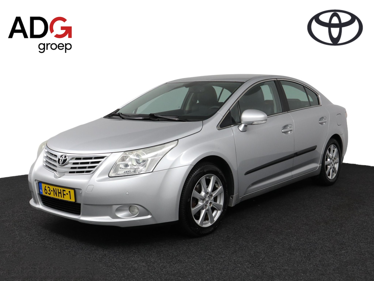 Toyota Avensis - 2.0 VVTi Executive Business | Lederen bekleding | Achteruitrijcamera | Trekhaak | Electris - AutoWereld.nl
