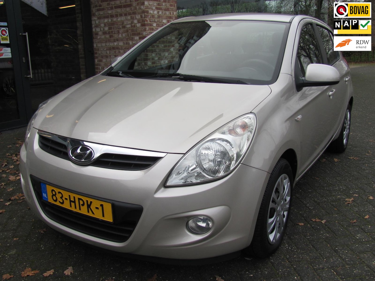 Hyundai i20 - 1.4i DynamicVersion 1.4i DynamicVersion - AutoWereld.nl